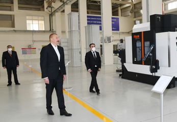 Prezident İlham Əliyev Hacıqabul Sənaye Məhəlləsinin açılışında iştirak edib - YENİLƏNİB