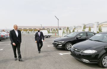 Prezident İlham Əliyev Hacıqabul Sənaye Məhəlləsinin açılışında iştirak edib - YENİLƏNİB