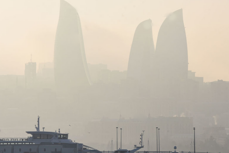 Запыленность воздуха в Баку превышает норму