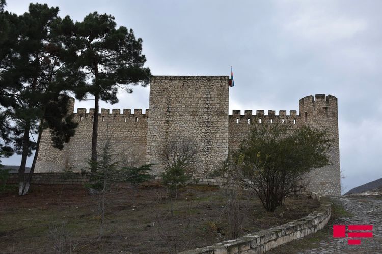 Французские юристы побывали в крепости Шахбулаг в Агдаме