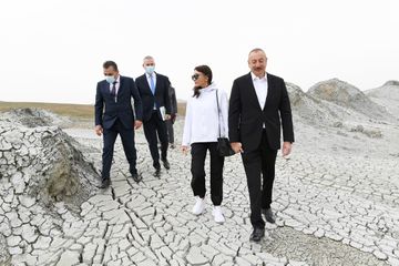 Abşeron rayonunda Palçıq Vulkanları Turizm Kompleksinin təməli qoyulub - YENİLƏNİB