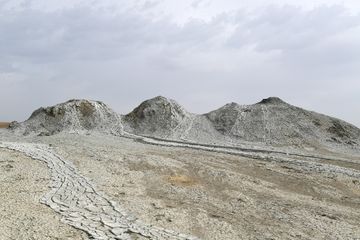 Abşeron rayonunda Palçıq Vulkanları Turizm Kompleksinin təməli qoyulub - YENİLƏNİB