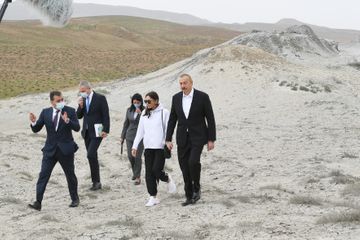 Abşeron rayonunda Palçıq Vulkanları Turizm Kompleksinin təməli qoyulub - YENİLƏNİB