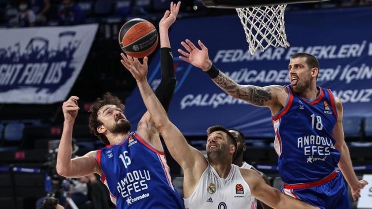 Efes beat Real Madrid to have 2-0 lead in series