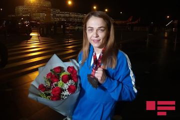 Səkkizqat Avropa çempionu Mariya Stadnik Vətənə geri dönüb - FOTO