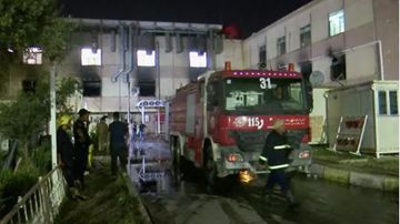 İraqda xəstəxanada baş verən yanğında ölənlərin sayı 90-a çatıb - YENİLƏNİB-1
