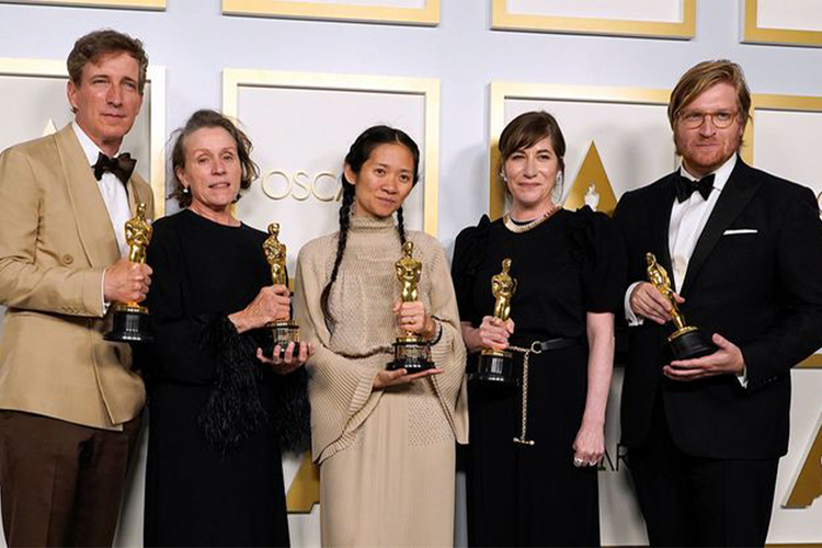 Çində “Köçərilər yurdu” filminin "Oskar" qazanmasından yazmaq qadağan edilib
