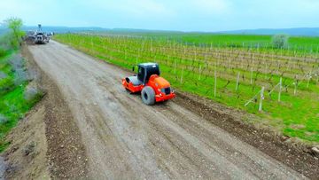 İsmayıllıda avtomobil yolu yenidən qurulur - FOTO
