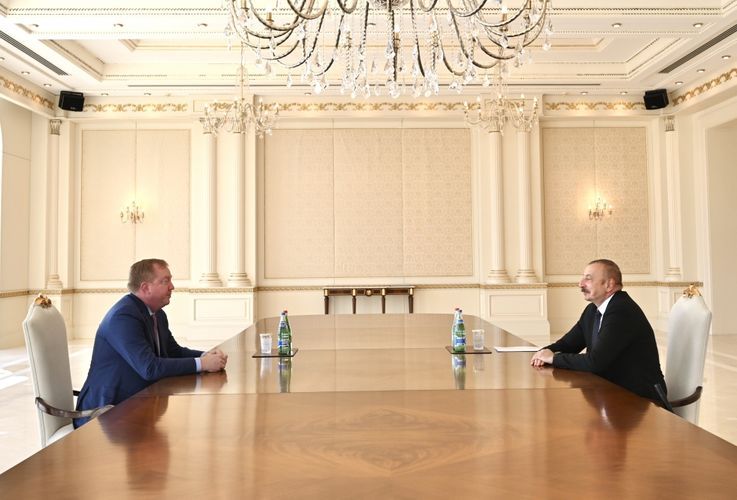 Президент Ильхам Алиев принял президента и гендиректора Boeing Commercial Airplanes