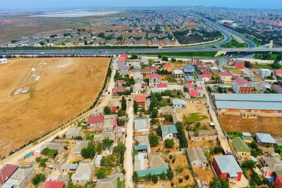 AAYDA: Xəzər rayonunda küçə və yollarda aparılan təmir işləri davam etdirilir - FOTO 