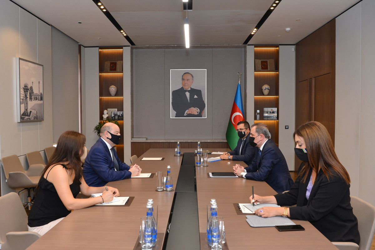 Ceyhun Bayramov Belçika Krallığının yeni səfirini qəbul edib