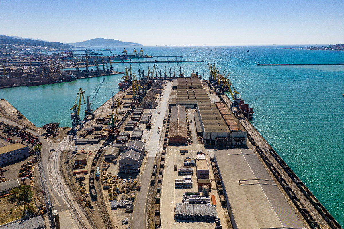 Novorossiysk limanı neftin aşırılmasını 14% azaldıb