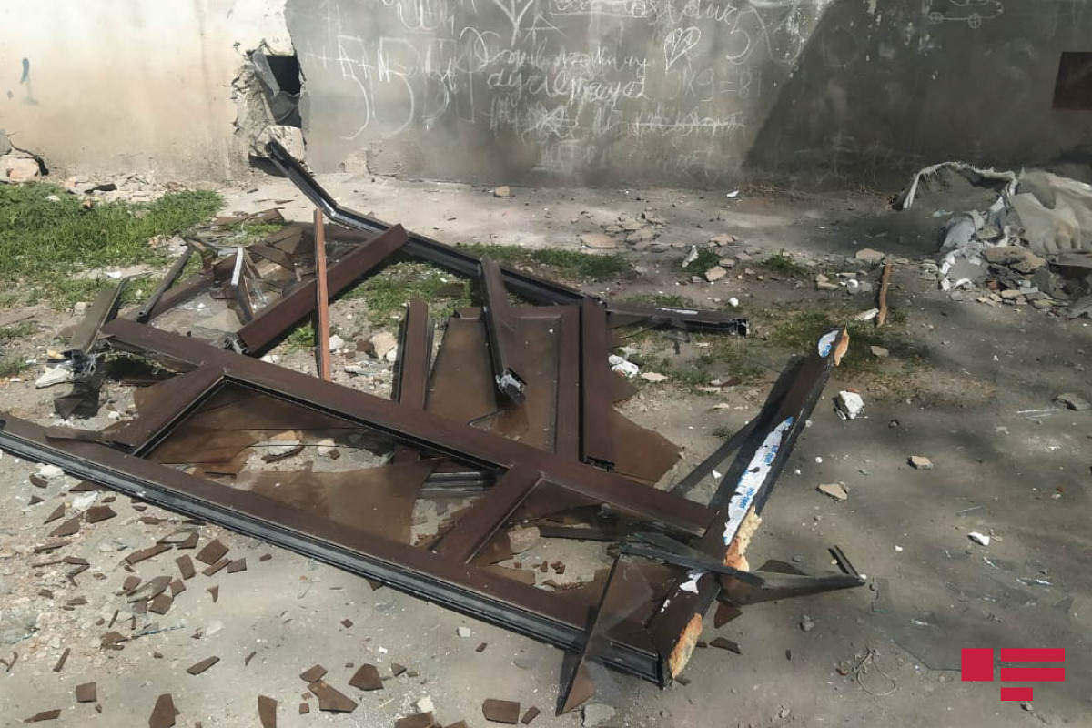 Salyanda evdə partlayış olub, iki nəfər xəsarət alıb
