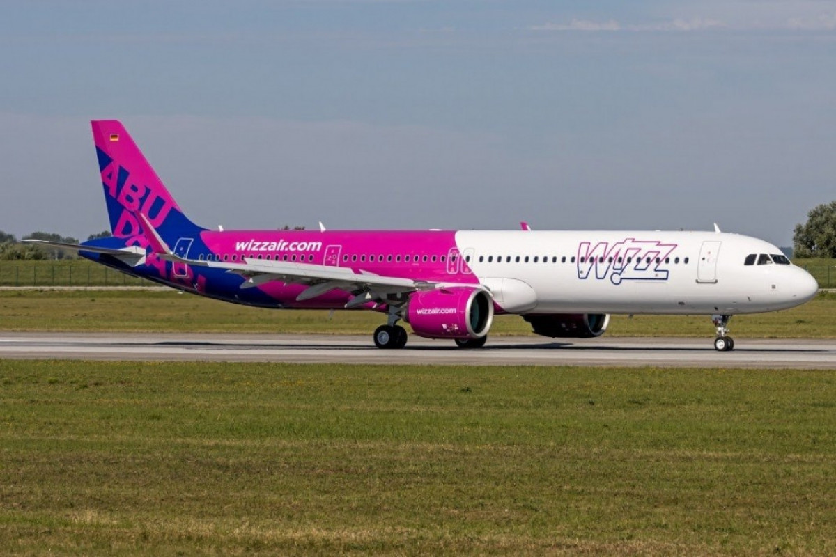 “Wizz Air Abu Dabi” aviaşirkəti Bakıya ilk reysini yerinə yetirib