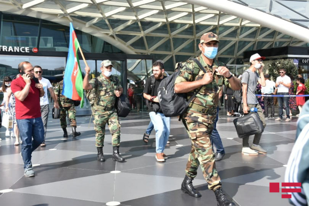FHN-nin Türkiyədə yanğınların söndürülməsində iştirak etmiş əməkdaşlarının bir qrupu Azərbaycana qayıdıb - FOTO  - VİDEO 