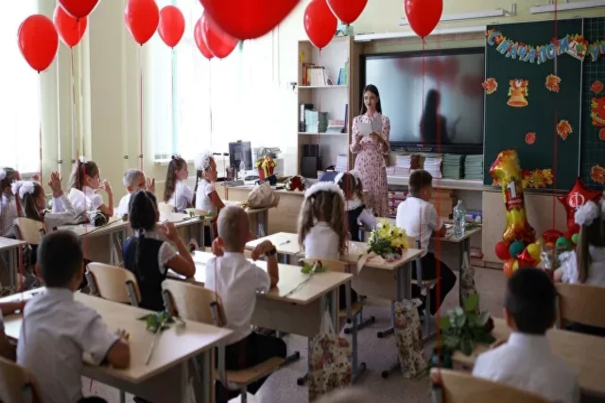 Учебный год в школах России начнется в очном формате