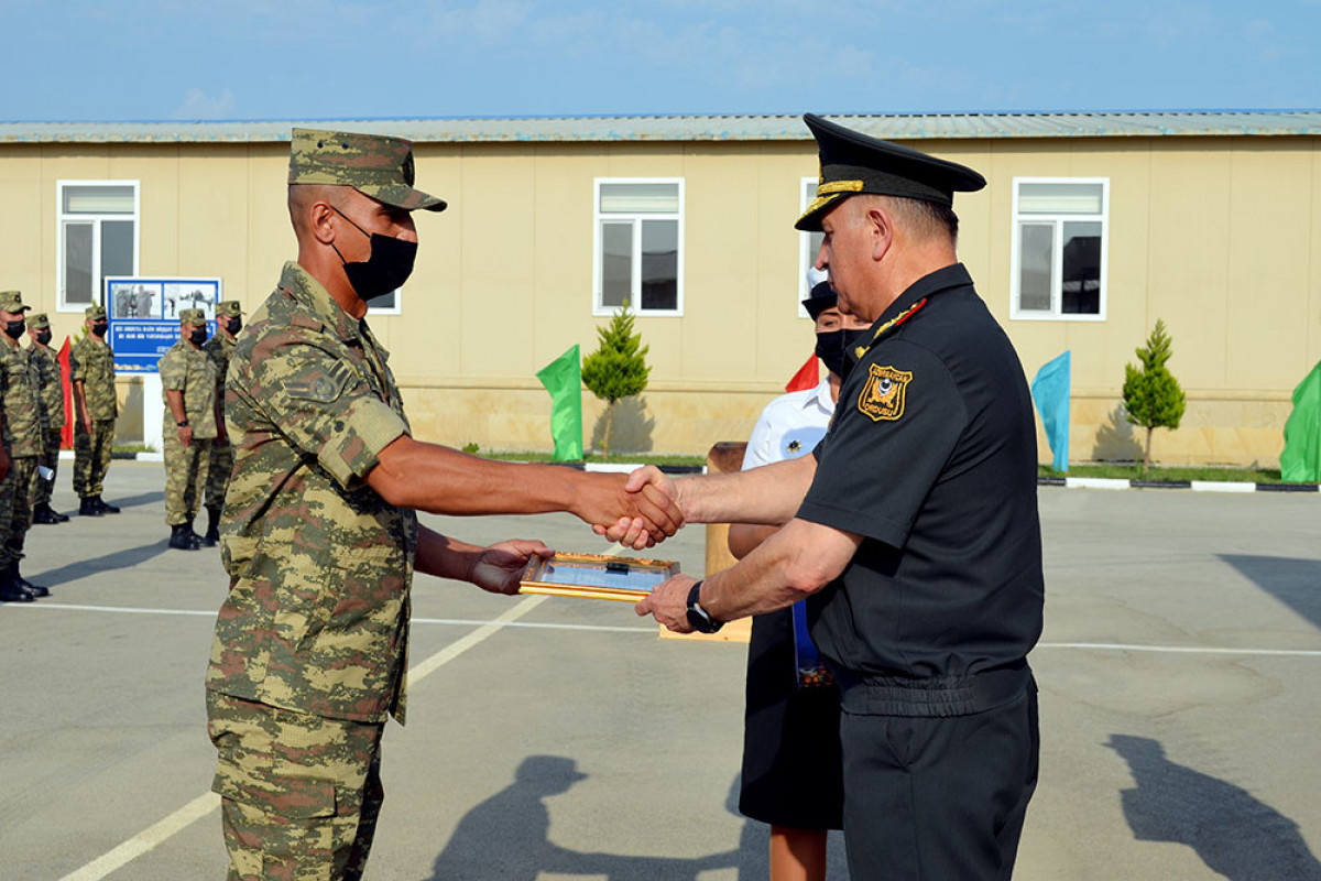 Azerbaijani Defense minister attended graduation ceremony of “Marine Basic Commando Course”-VIDEO 