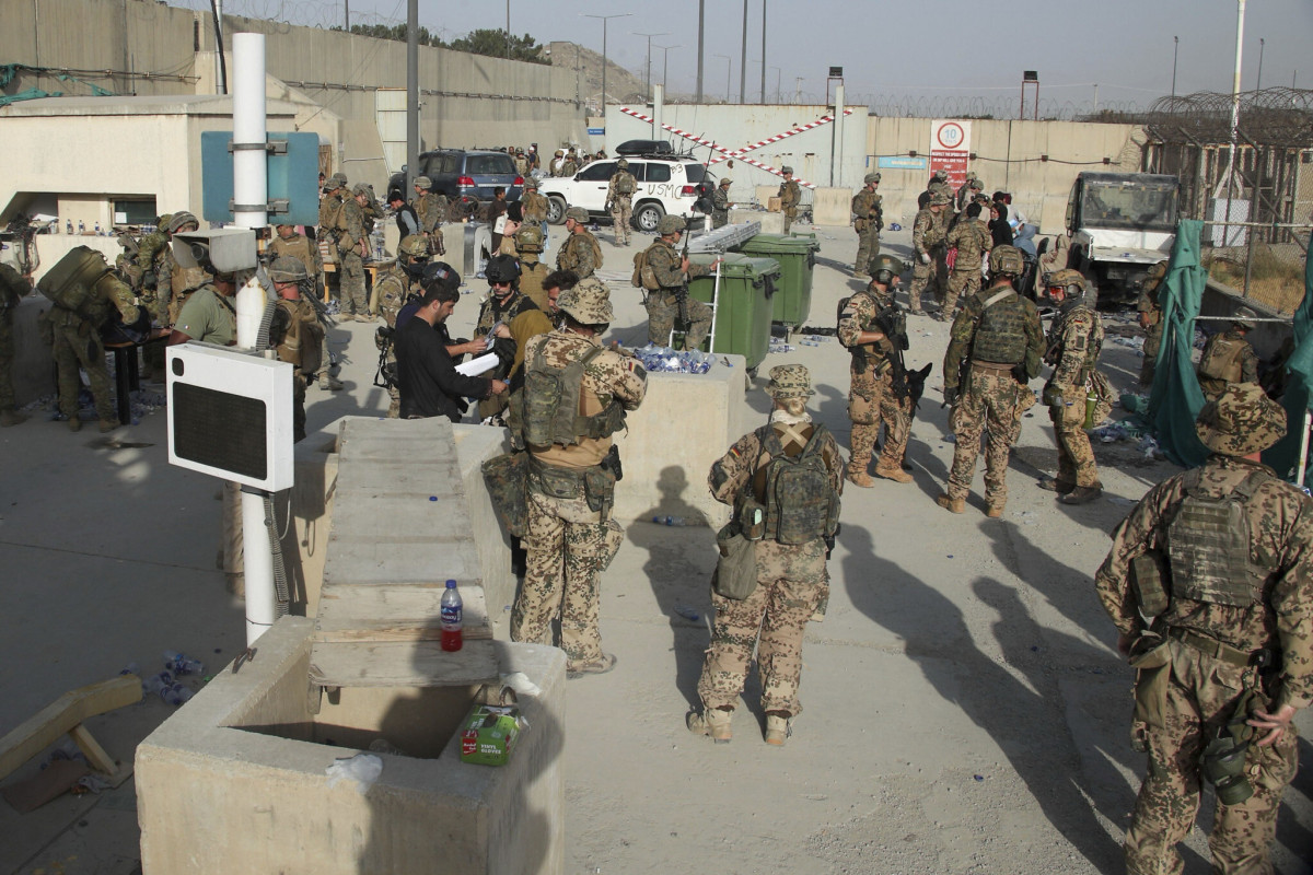 Seven people killed in crowd near Kabul airport -UK ministry of defence