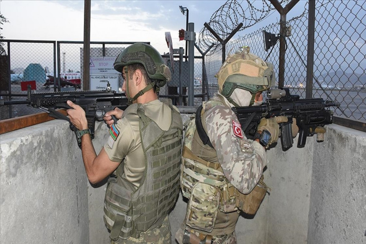 Азербайджанские миротворцы, несущие службу в Афганистане