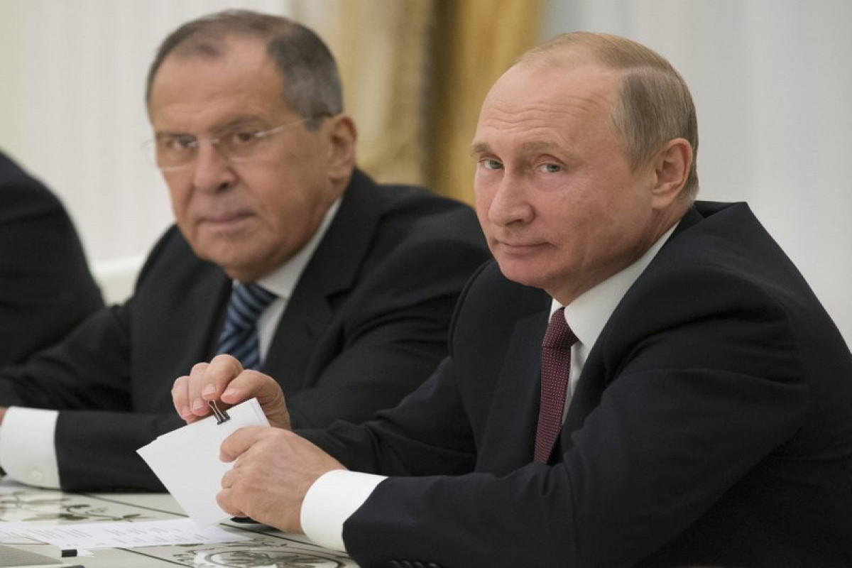 Rusiya prezidenti Vladimir Putin və Rusiyanın xarici işlər naziri Sergey Lavrov
