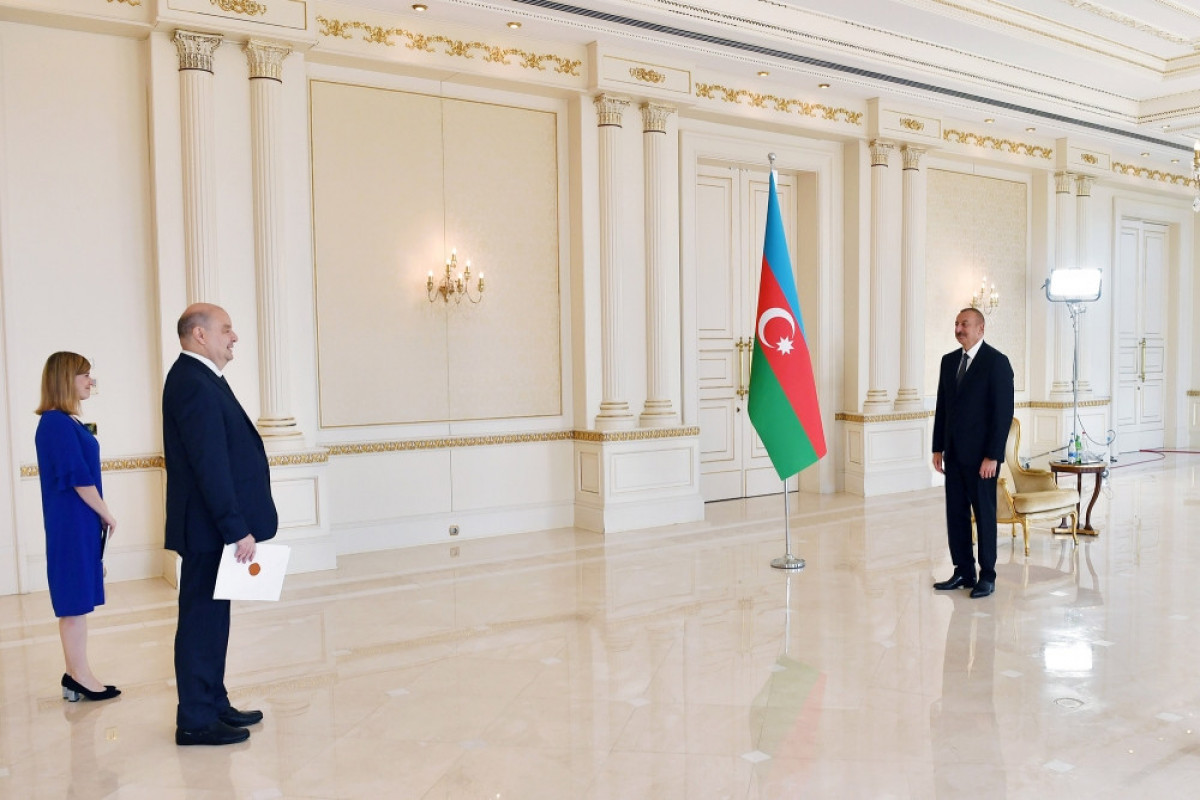 President Ilham Aliyev received credentials of incoming Belgian ambassador-UPDATED 