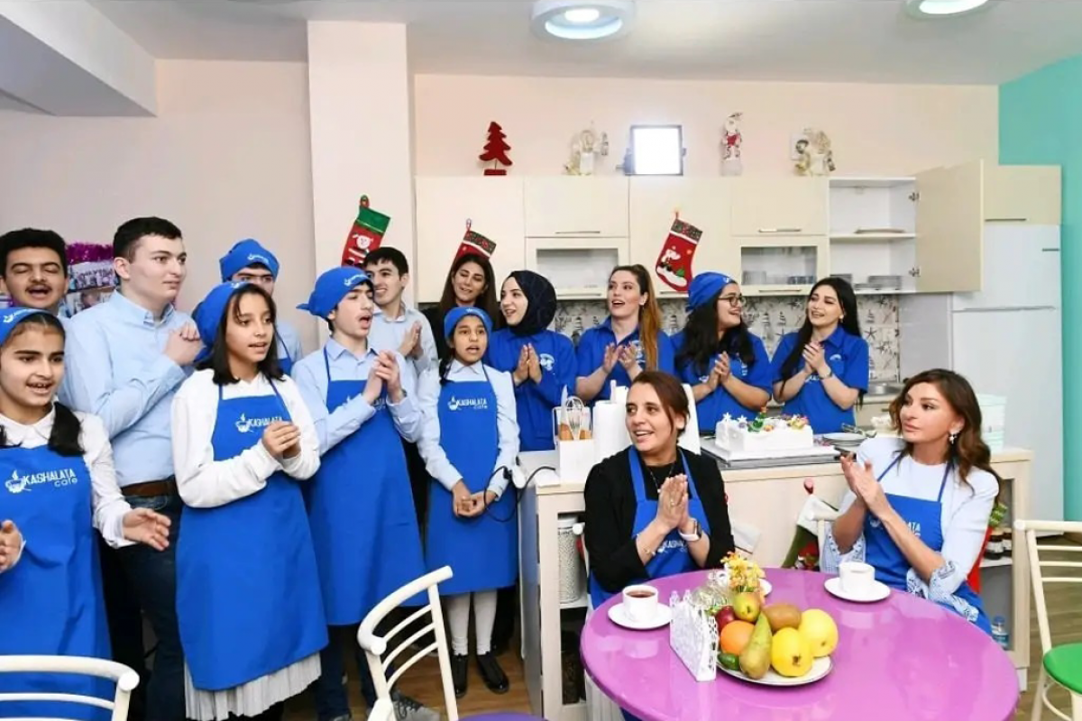 Mehriban Aliyeva: “Thank you to my dear friends from Rehabilitation Center for Children with Autism Spectrum Disorders”