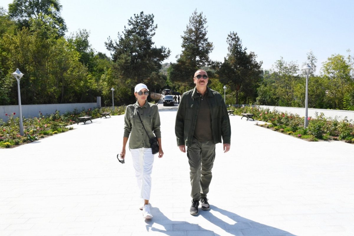 президент Ильхам Алиев, открытие комплекса музея-мавзолея великого азербайджанского поэта Моллы Панаха Вагифа