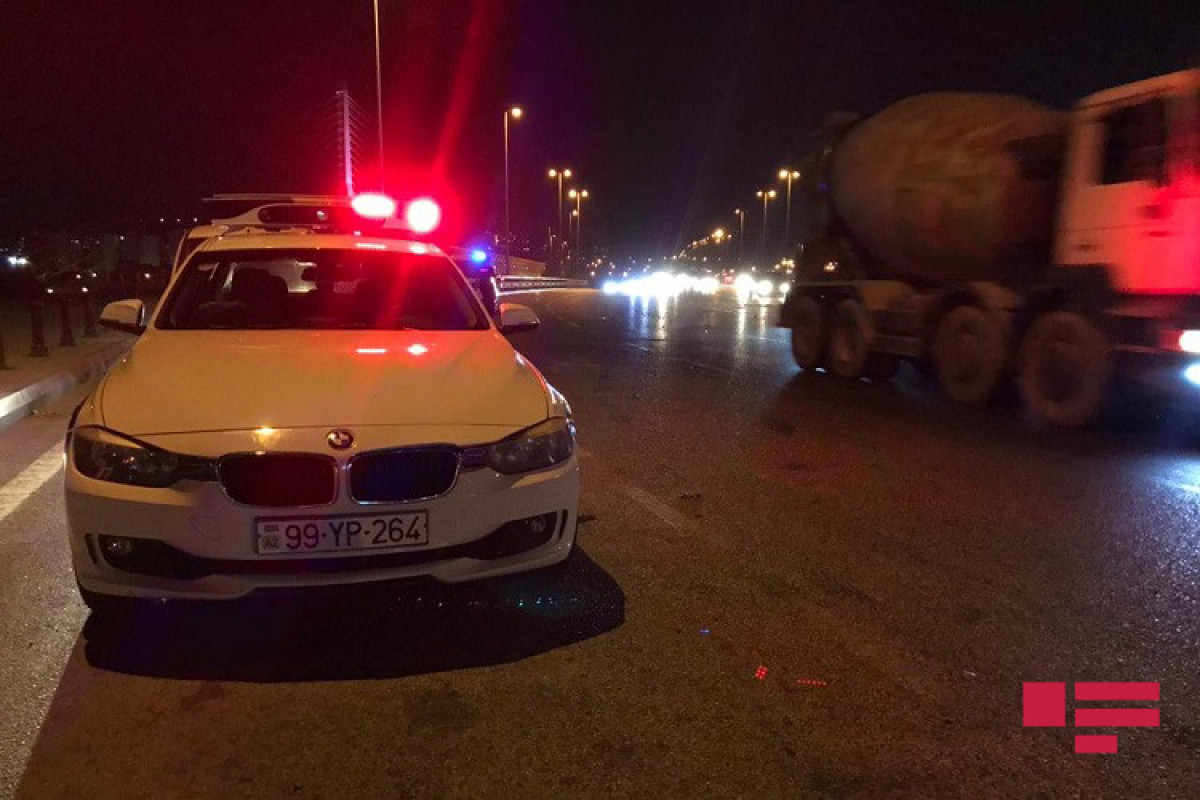 В Баку произошло цепное ДТП, есть погибший-ФОТО 