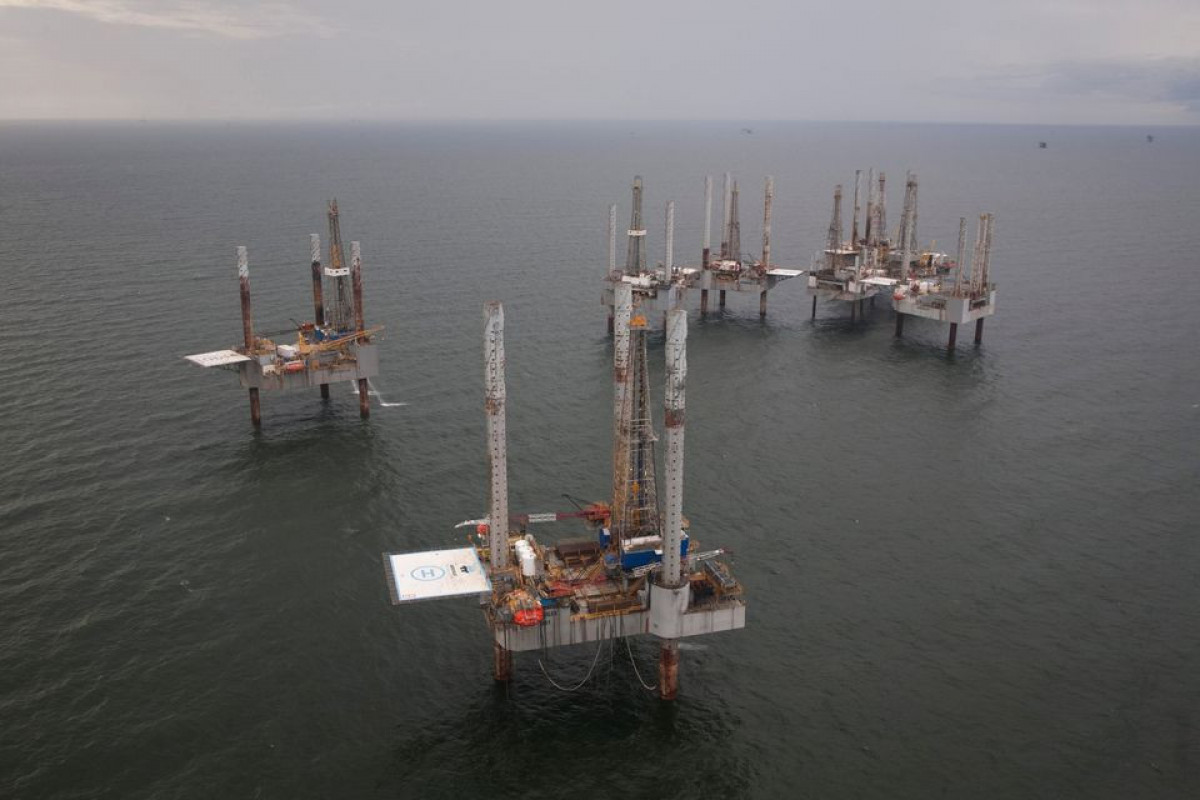 Oil firms cut 96% of U.S. Gulf of Mexico crude output as Hurricane Ida slams coast