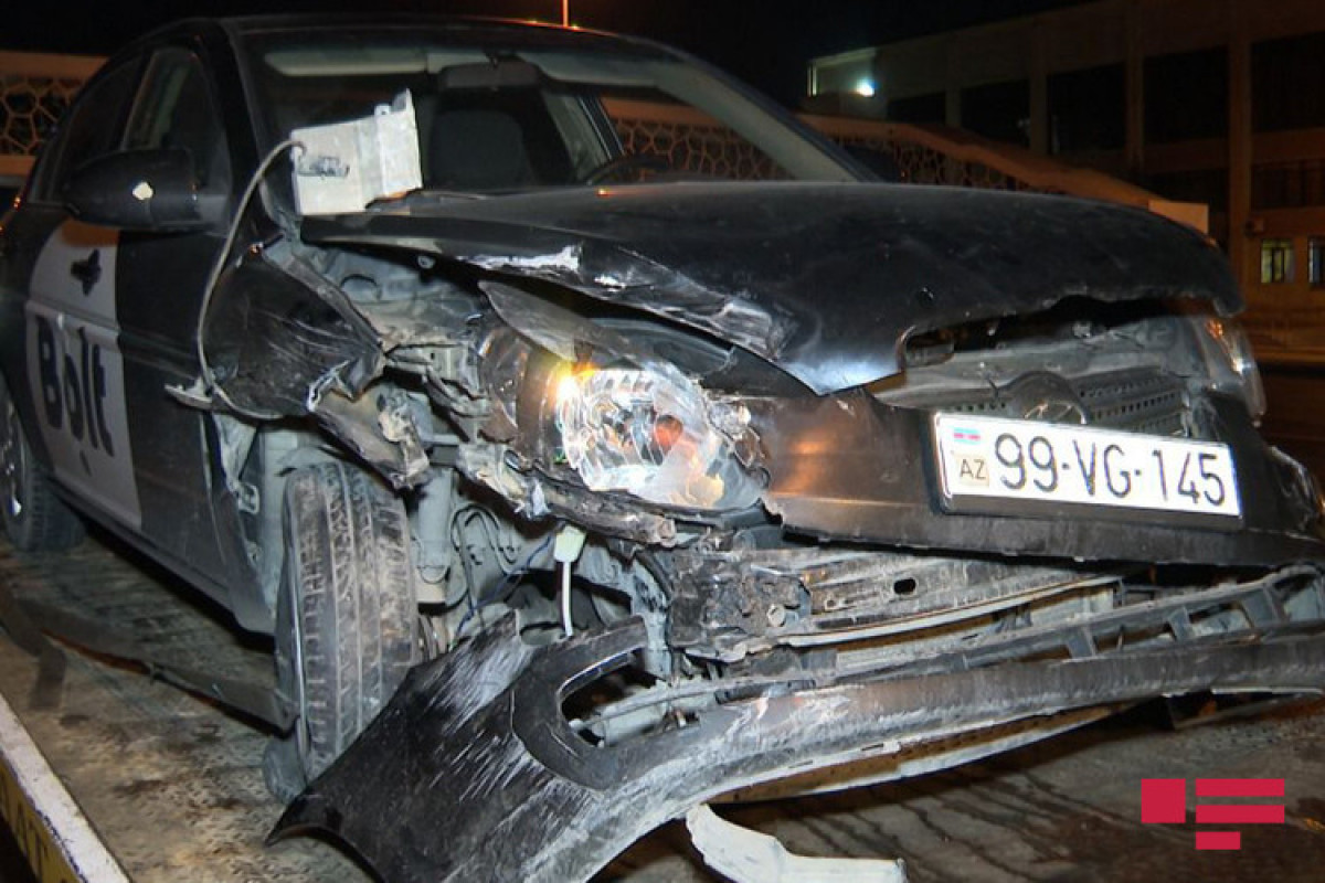 В Баку столкнулись два автомобиля, есть пострадавший-ФОТО -ВИДЕО 