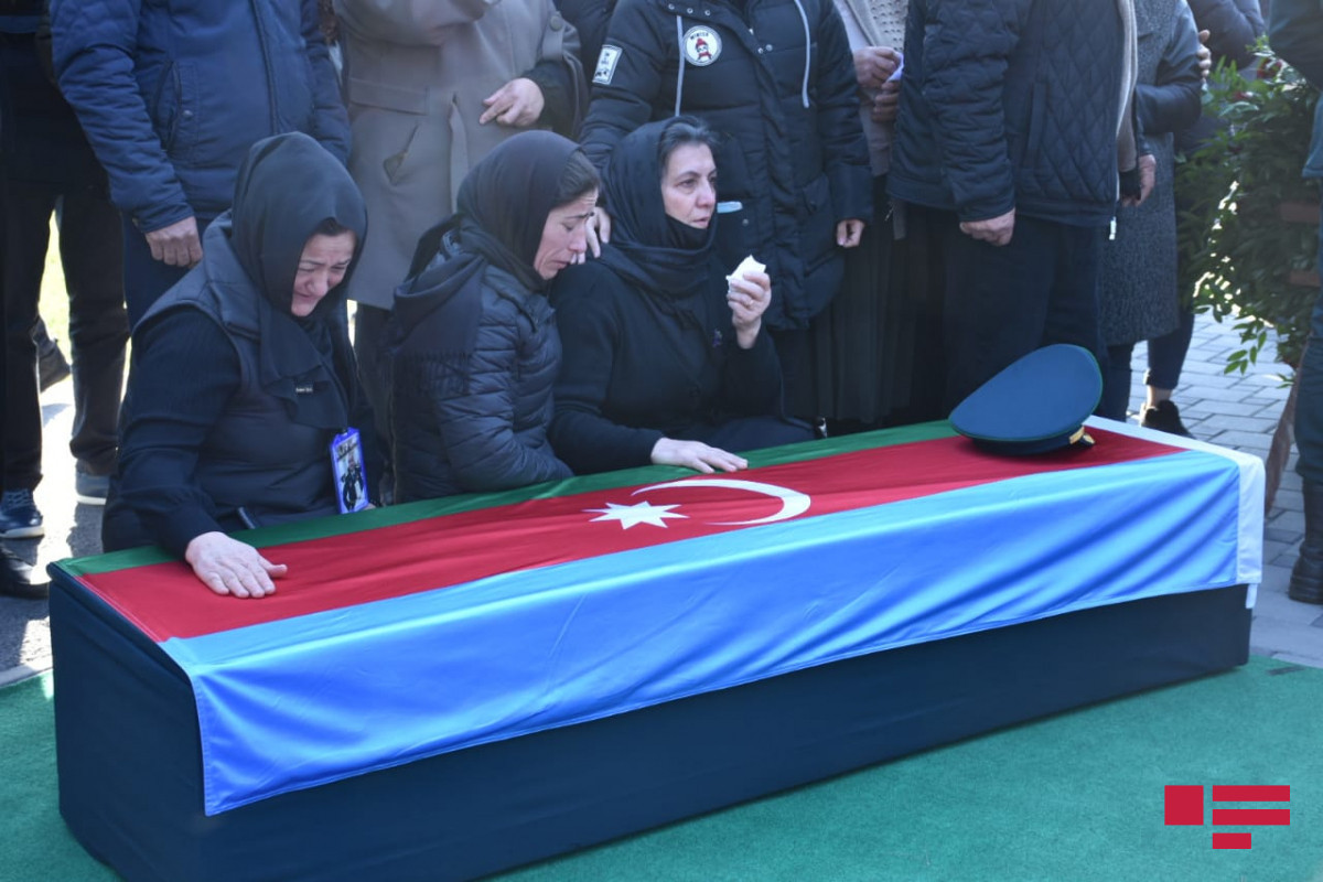 Похороны военнослужащих, погибших в результате крушения вертолета