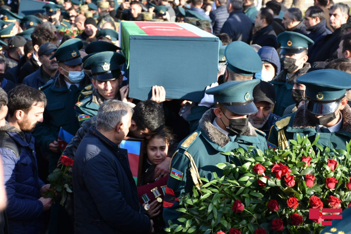 Servicemen died in helicopter crash laid to rest in II Alley of Martyrs-UPDATED-1 