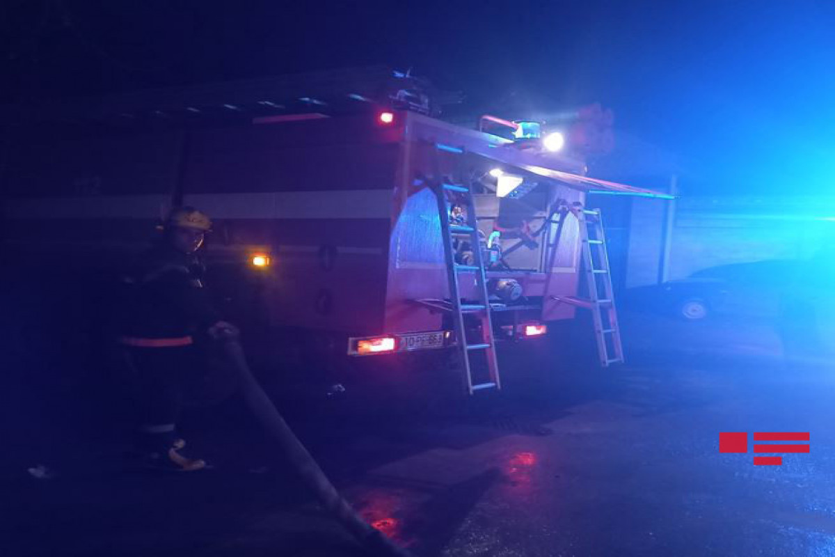 В Агджабеди при пожаре в доме погибли 3 человека-ФОТО 