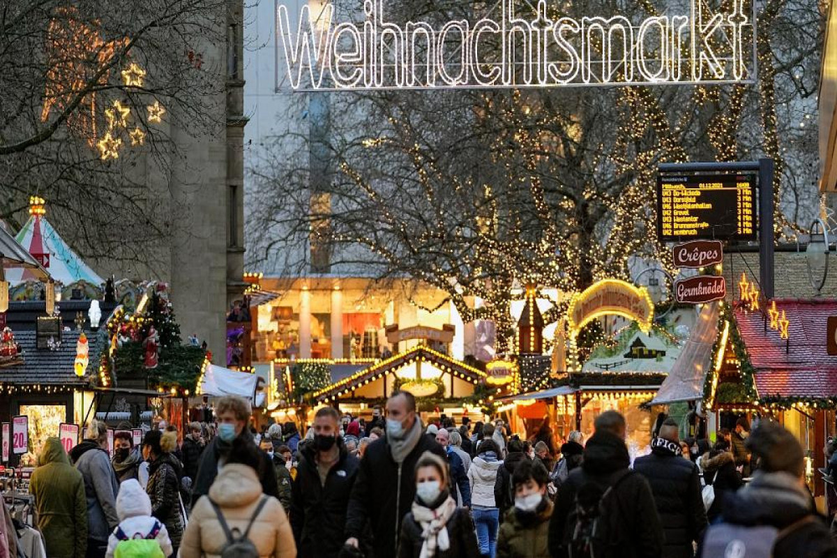 Germany bans unvaccinated people from shops and bars