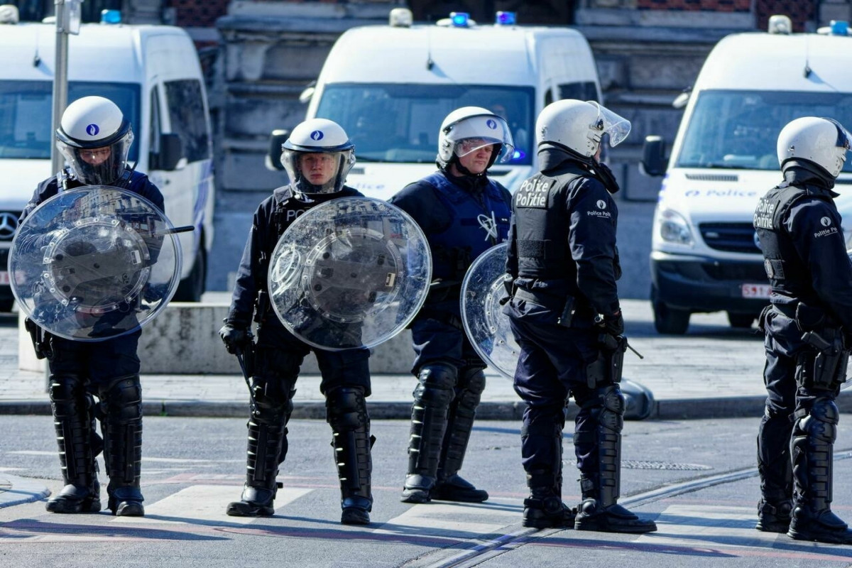 В Брюсселе полиция задержала участников беспорядков