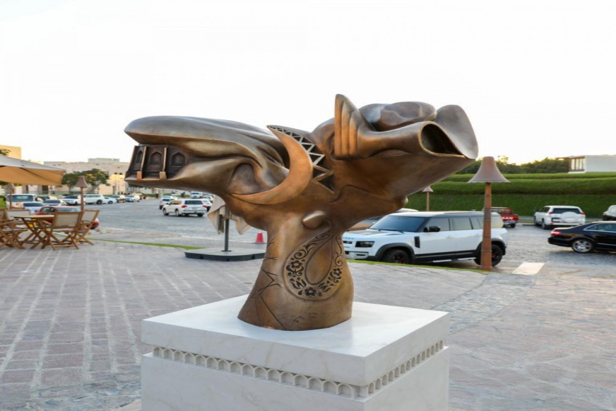 "Brotherhood" monument in Qatar