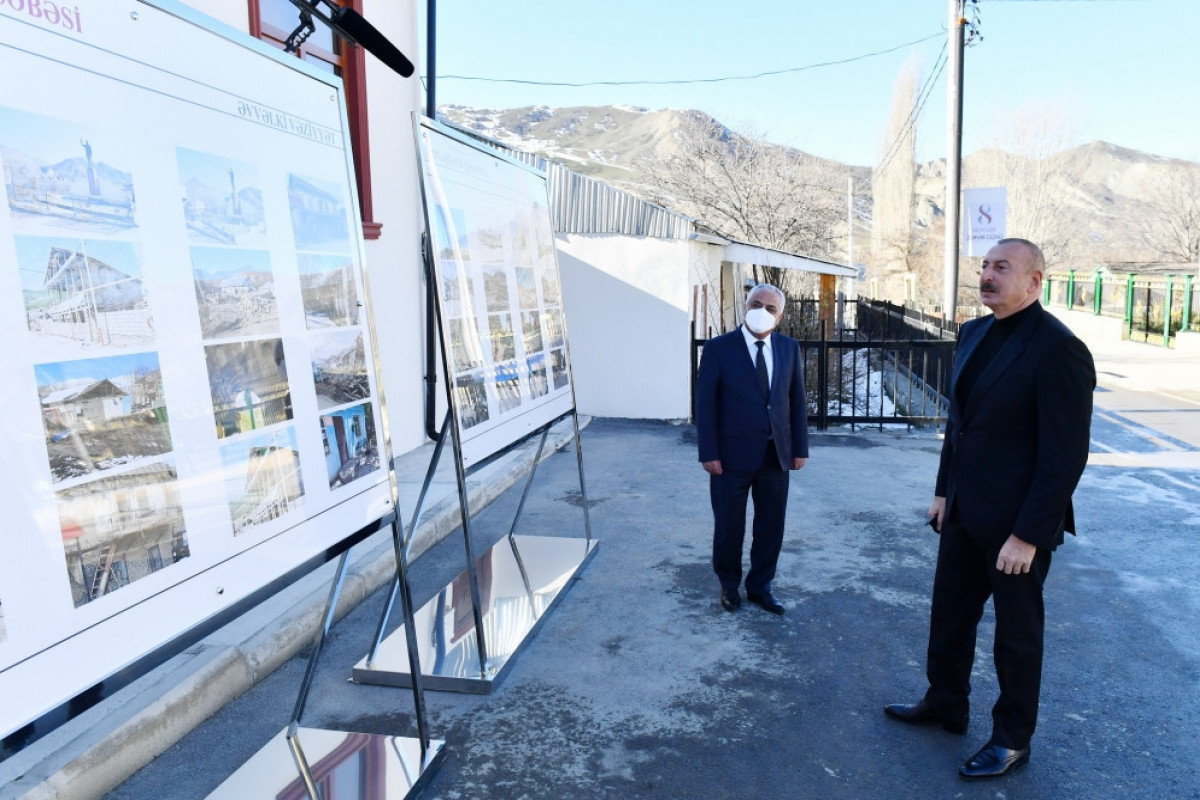 Президент Ильхам Алиев ознакомился с работами по реконструкции в губинском поселке Гонагкенд