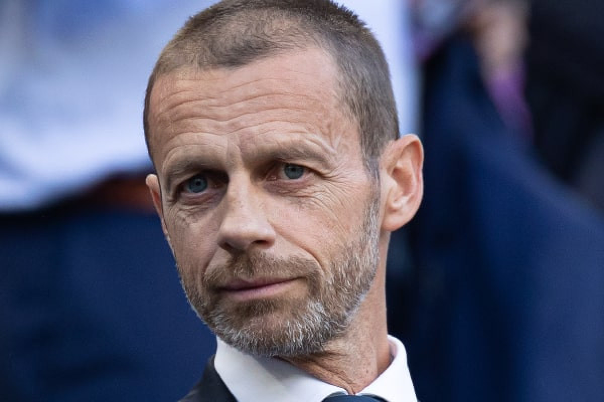 UEFA prezidenti “Dağıdıcılar” sırasında yer alıb