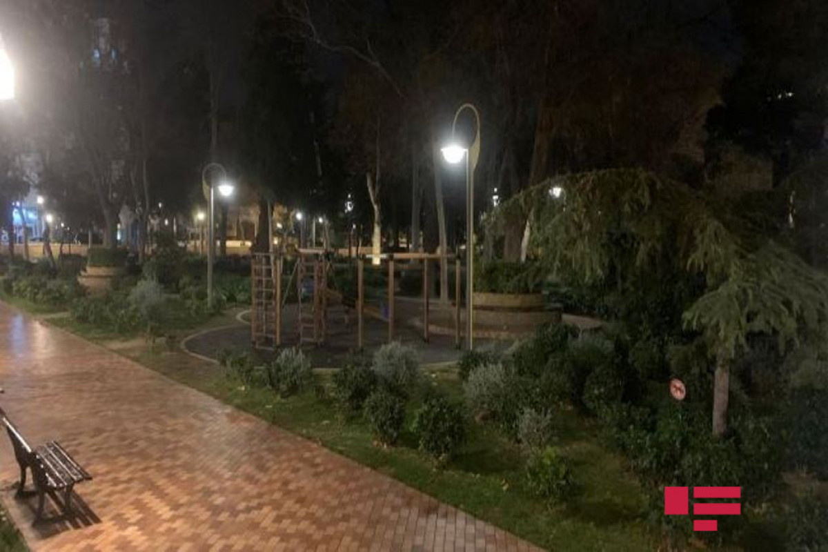 Bakının mərkəzində gənc oğlan bıçaqlanıb  - FOTO  - VİDEO 