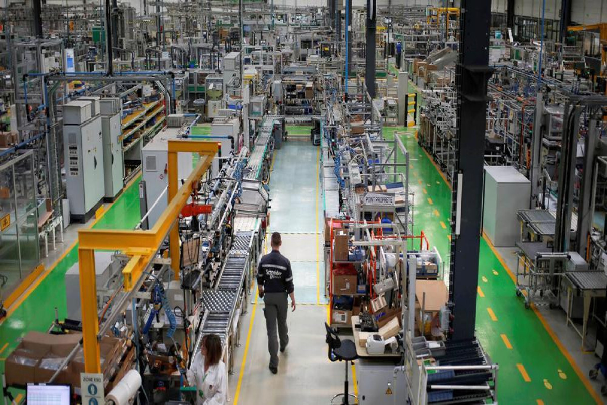 Avropada sənaye istehsalının maya dəyəri artıb  