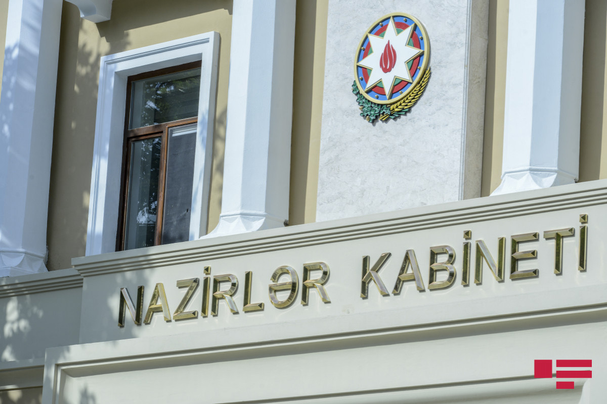 Xüsusi karantin rejimində bəzi məhdudiyyətlər aradan qaldırılıb - QƏRAR 