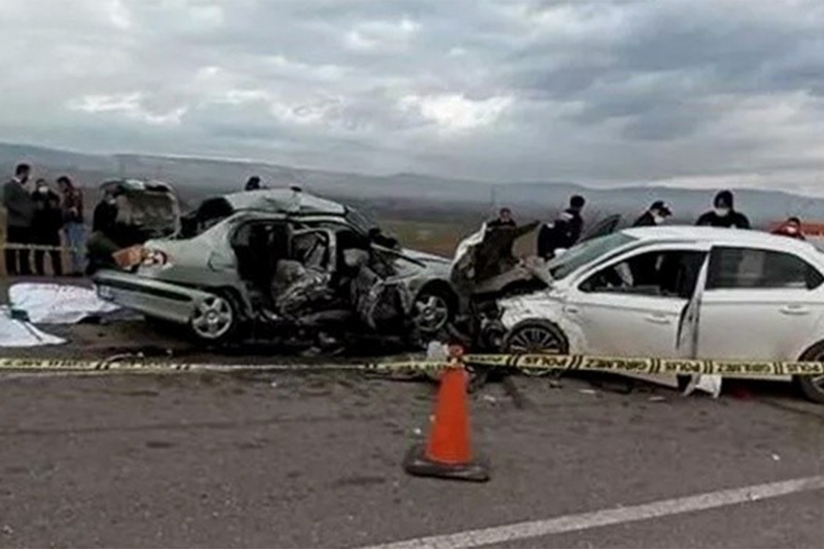 Ankarada yol qəzasında 6 nəfər ölüb, 3 nəfər yaralanıb