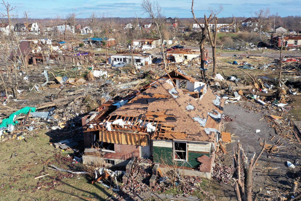 ABŞ-da tornado nəticəsində həlak olanların sayı 80-ə çatıb - YENİLƏNİB 