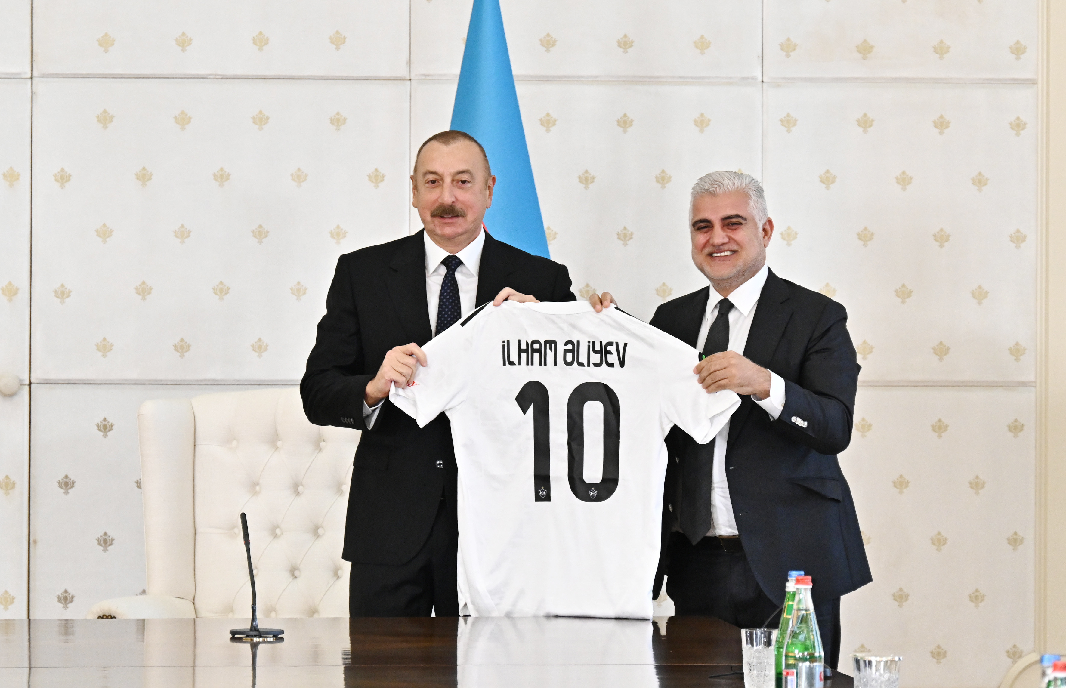 Prezident İlham Əliyev "Qarabağ" futbol klubunun üzvlərini qəbul edib - YENİLƏNİB 