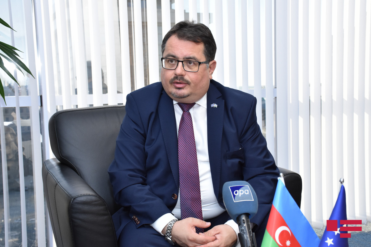 Avropa İttifaqının (Aİ) Azərbaycandakı nümayəndəliyinin rəhbəri, səfir Peter Mixalko