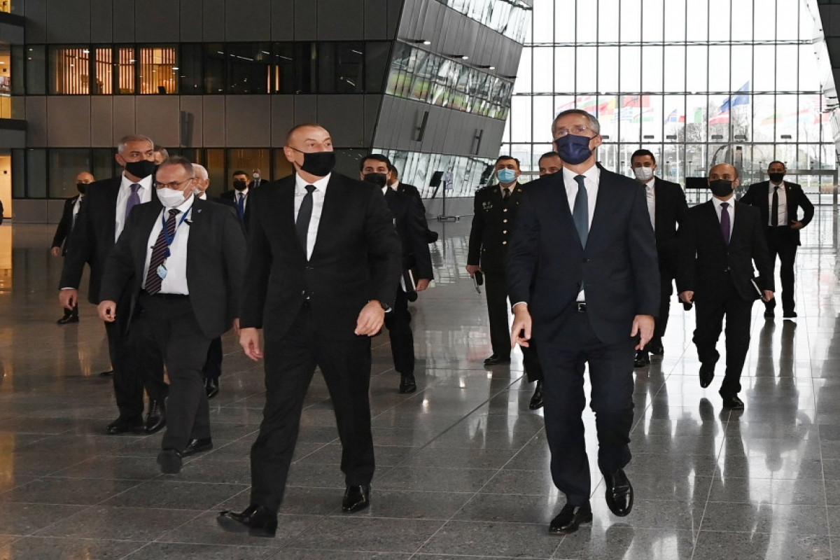 Prezident İlham Əliyev NATO Baş katibi ilə görüşüb - YENİLƏNİB 