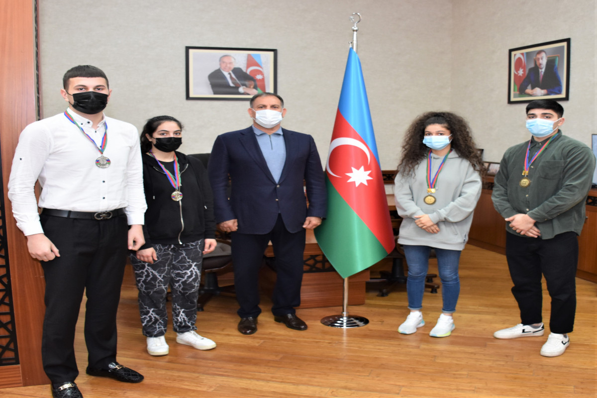 FHN İSM-in rəisi Füzuli Musayevin cüdo komandasının idmançıları ilə görüşü