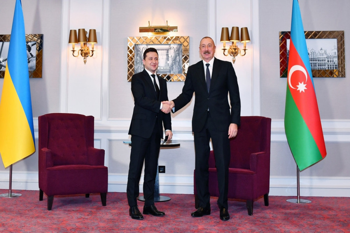 Azərbaycan Prezidenti İlham Əliyev Brüsseldə Ukrayna Prezidenti Vladimir Zelenski ilə görüşüb