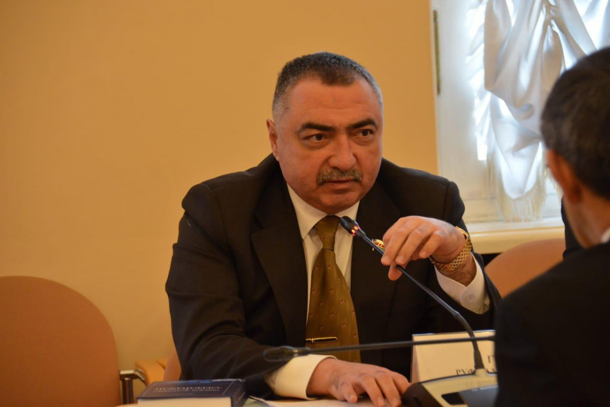 Rüfət Quliyev, Milli Məclisin  İqtisadi siyasət, sənaye və sahibkarlıq komitəsinin üzvü