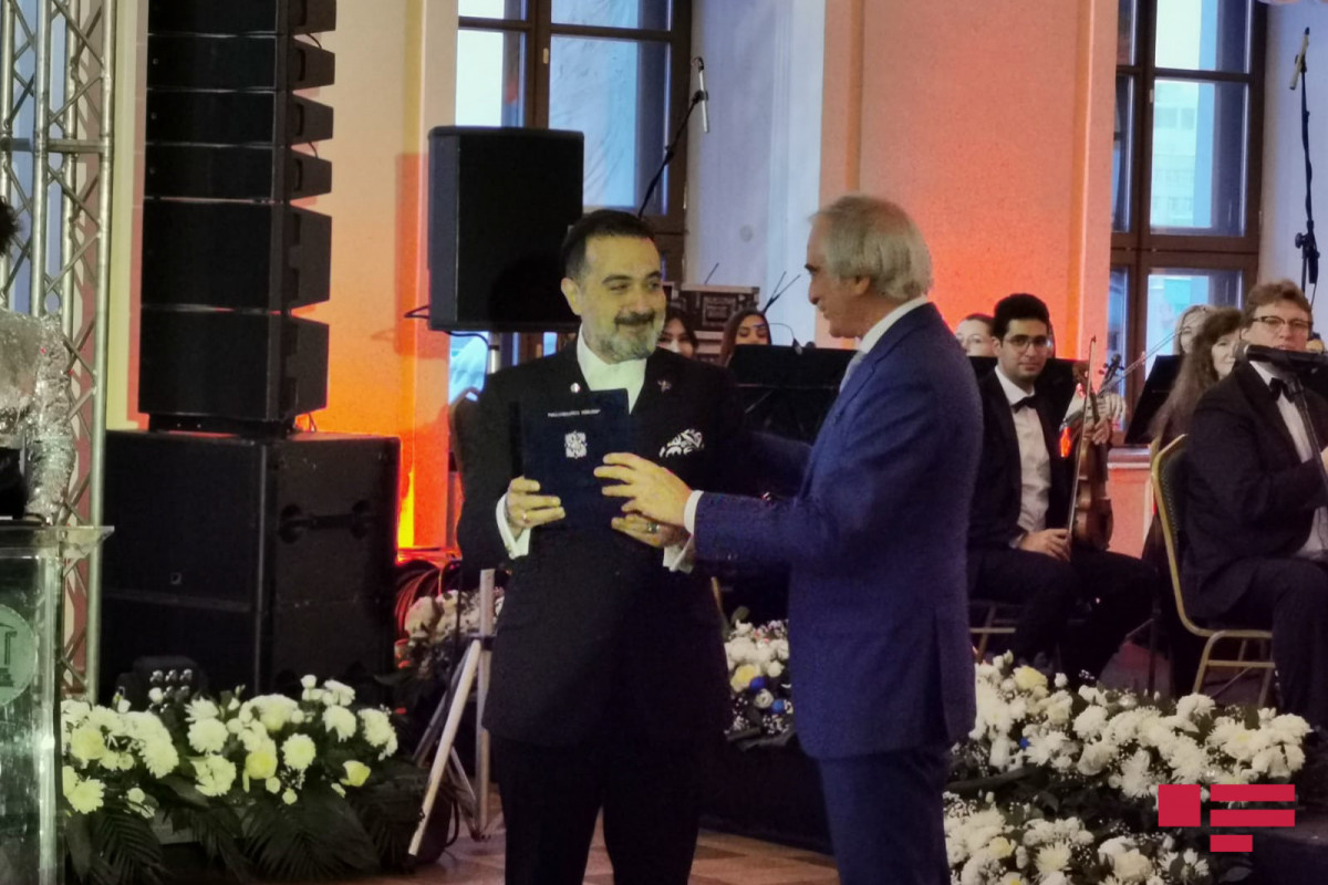 Grand prize of CIS was presented to Azerbaijan’s People’s artist Elcin Azizov